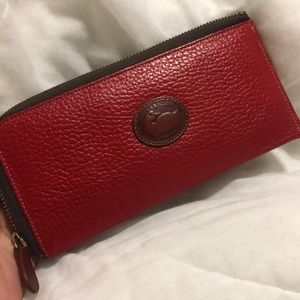 Dooney & Bourke Wallet, carefully and barely used